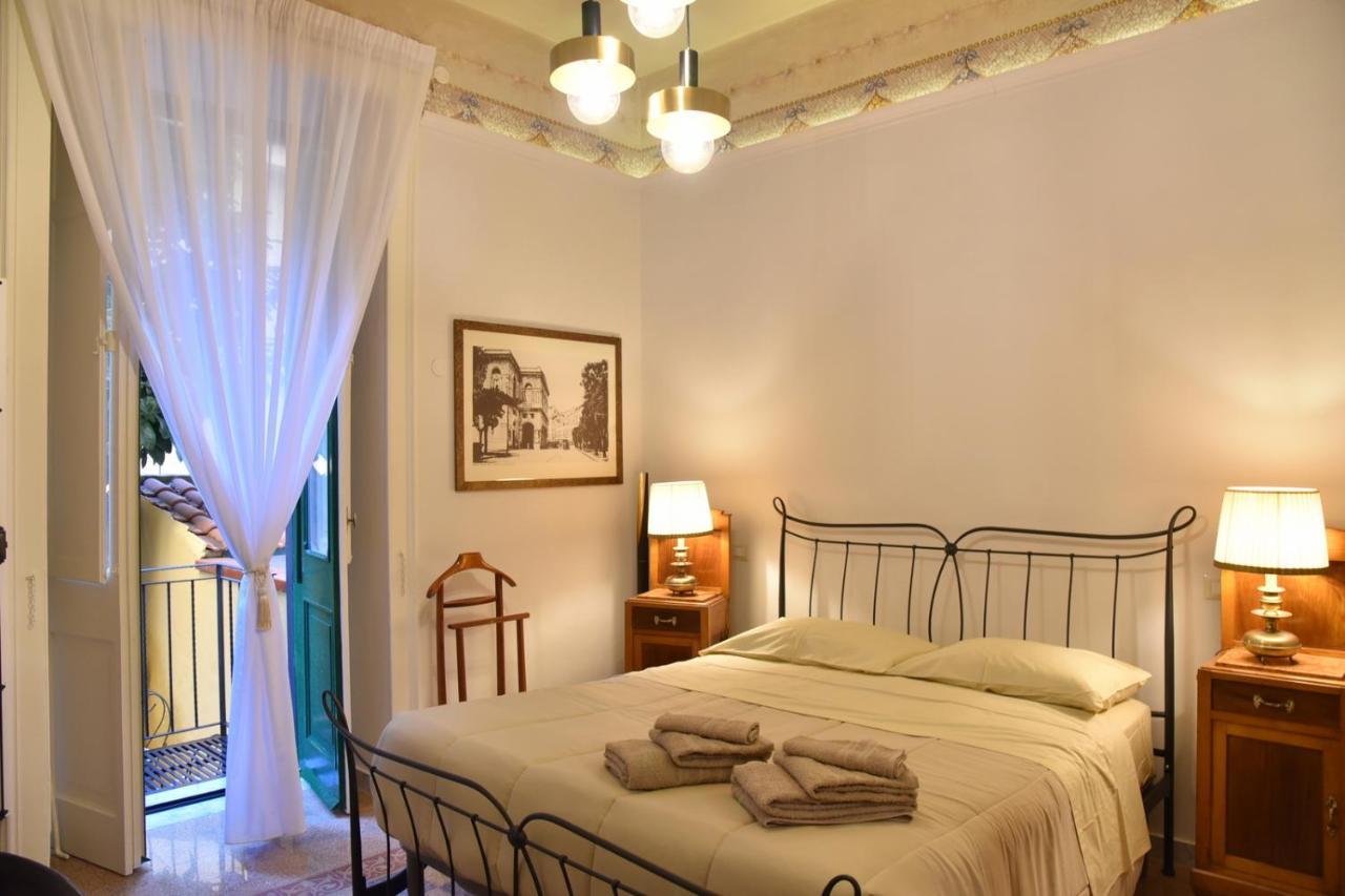 Ripa Garden Room And Suite Salerno Exterior foto
