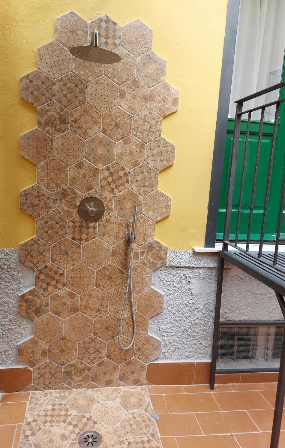 Ripa Garden Room And Suite Salerno Exterior foto